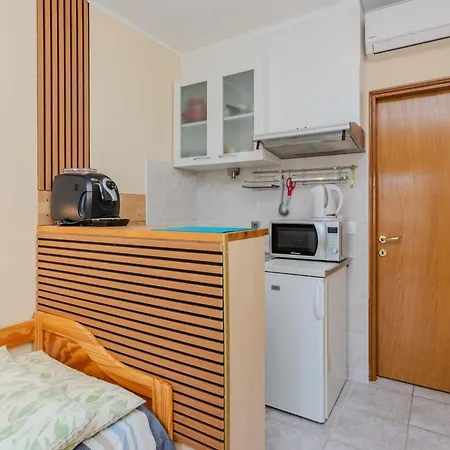 With Parking Space - 18517 Appartement *