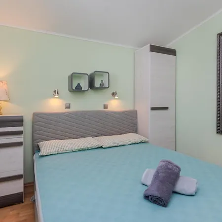 With Parking Space - 18517 Appartamento