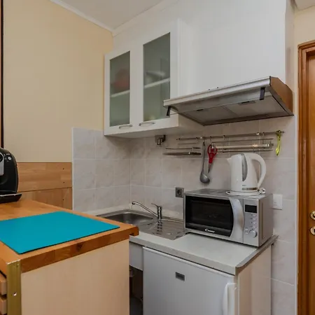Appartamento With Parking Space - 18517